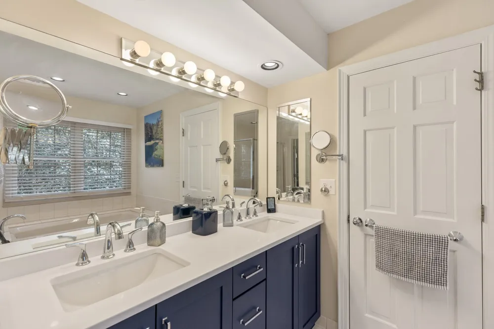 940 Winding Creek Road Sapphire, NC 28774