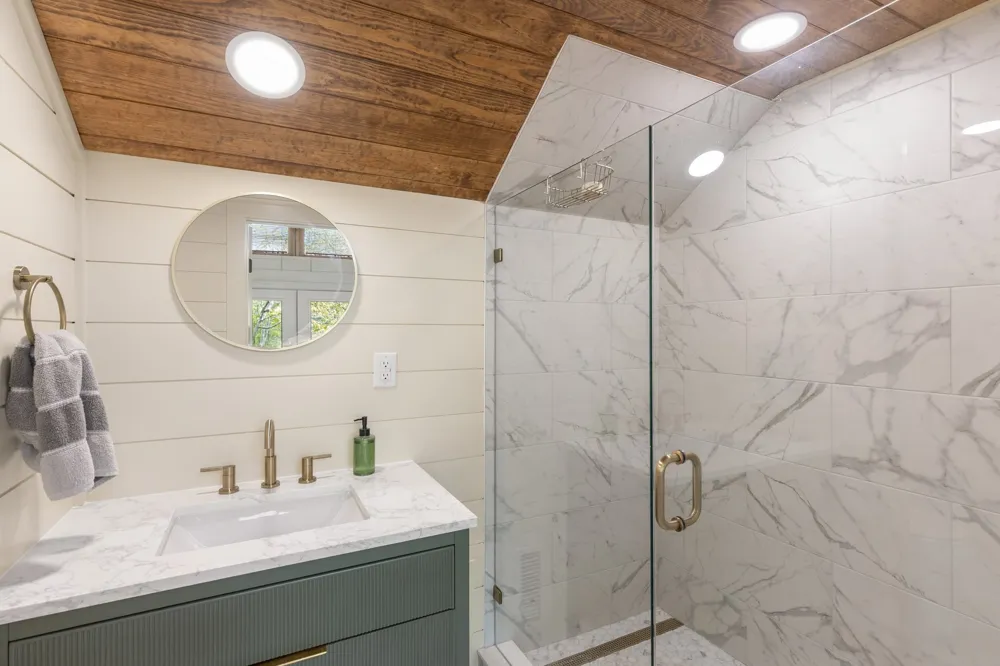 940 Winding Creek Road Sapphire, NC 28774