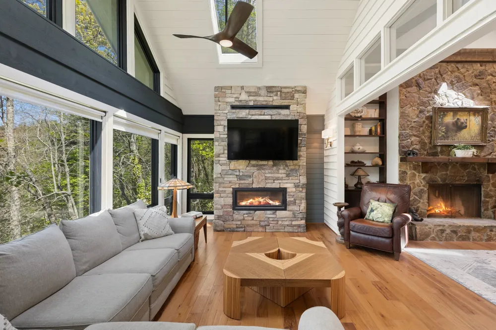 940 Winding Creek Road Sapphire, NC 28774