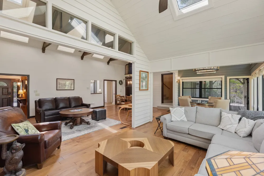 940 Winding Creek Road Sapphire, NC 28774