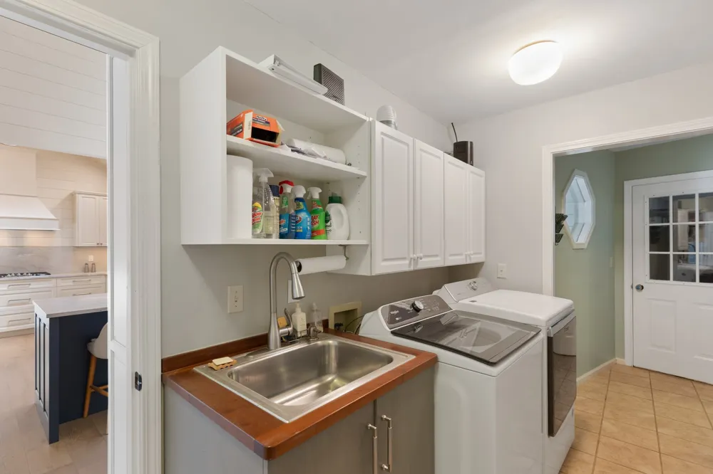 940 Winding Creek Road Sapphire, NC 28774