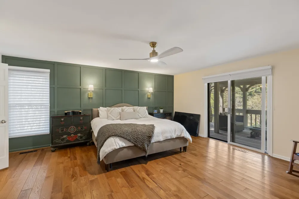 940 Winding Creek Road Sapphire, NC 28774