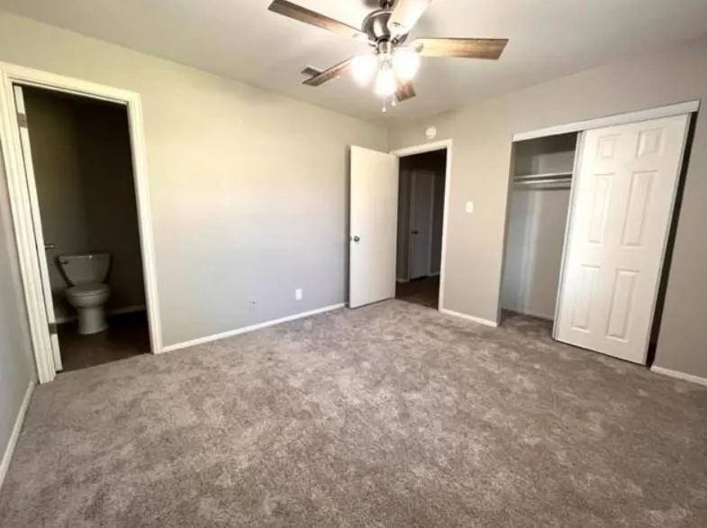 301 Dena Lane Krugerville, TX 76227