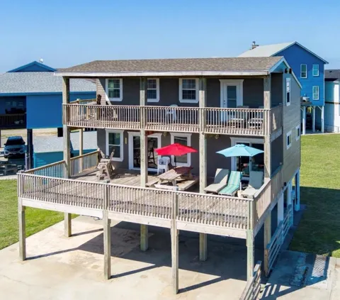 821 Salt Cedar Lane