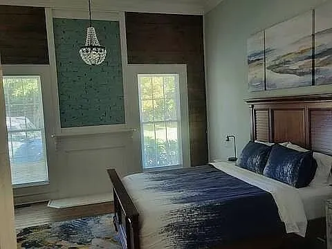 151 S Jackson Street Hartwell, GA 30643