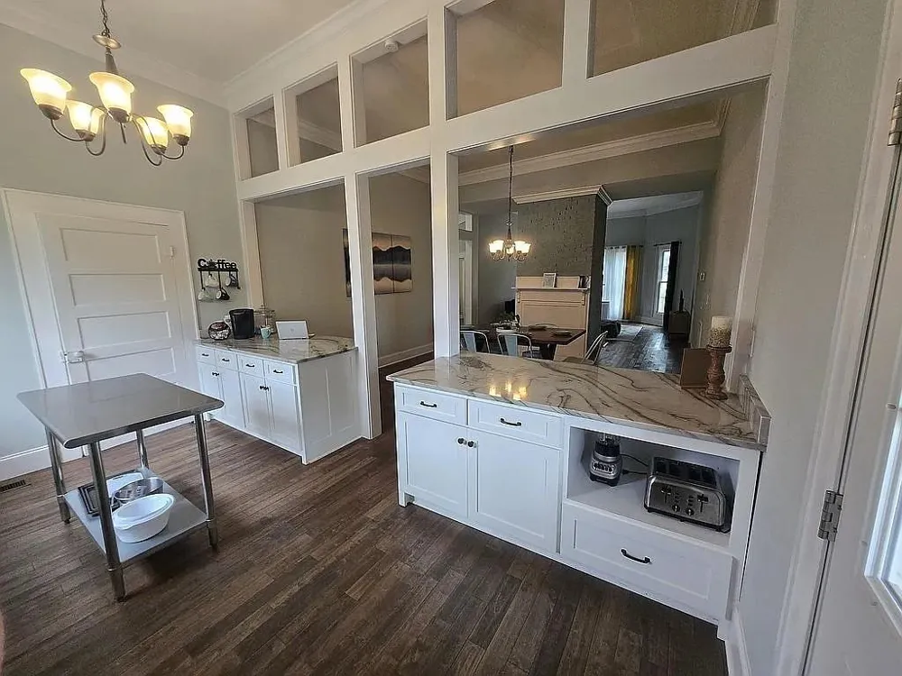 151 S Jackson Street Hartwell, GA 30643