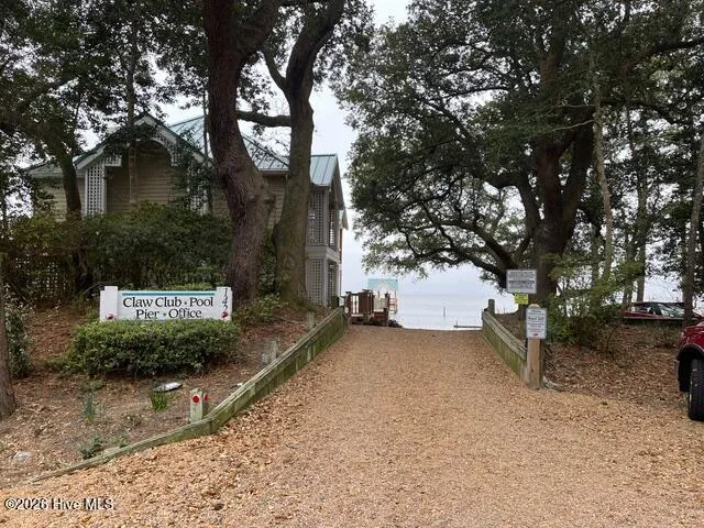 111 Shedders Walk Kill Devil Hills, NC 27948