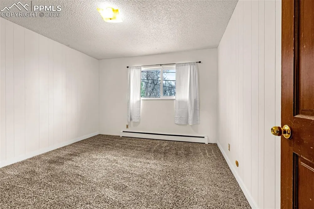 2585 E Cache La Poudre Street Colorado Springs, CO 80909