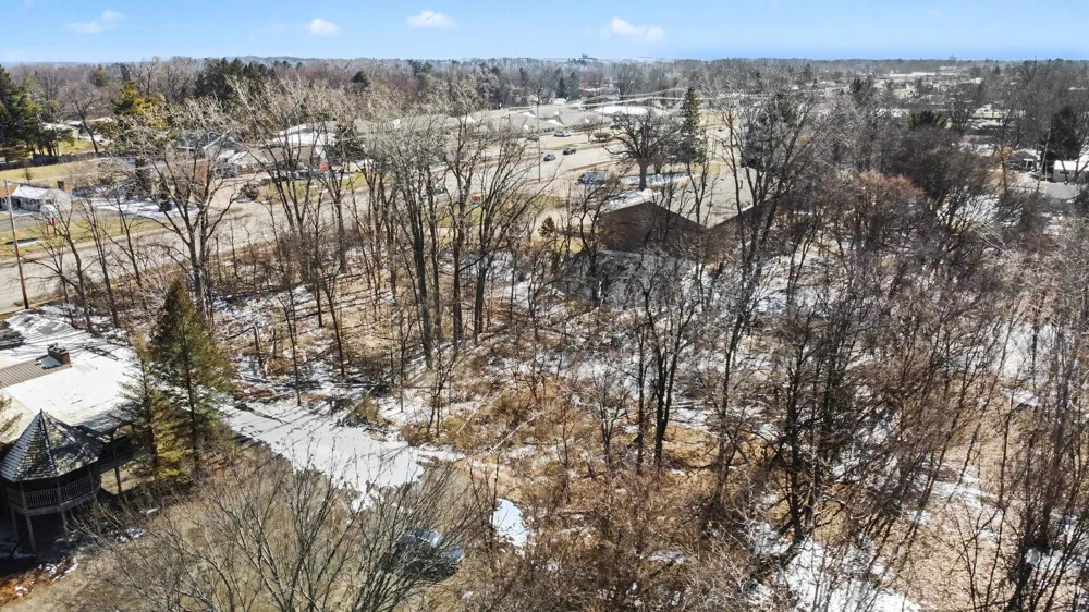 S US 27 Lansing, MI 48906