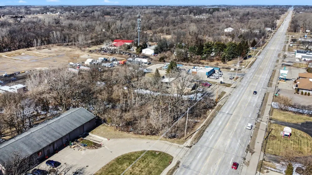 S US 27 Lansing, MI 48906