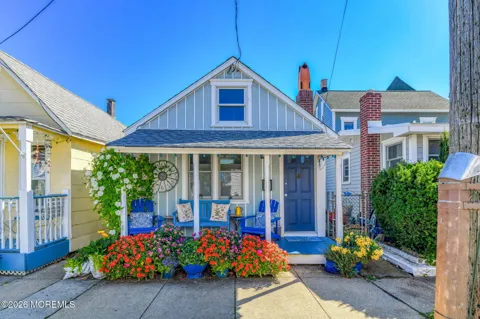 78 New York Avenue