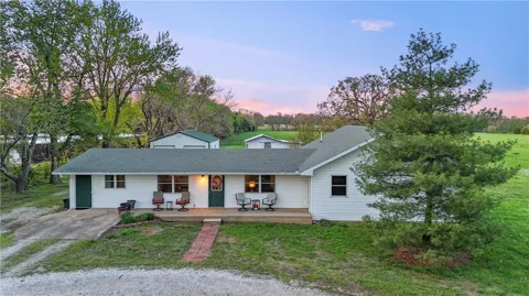 9125 Farm Road 2140