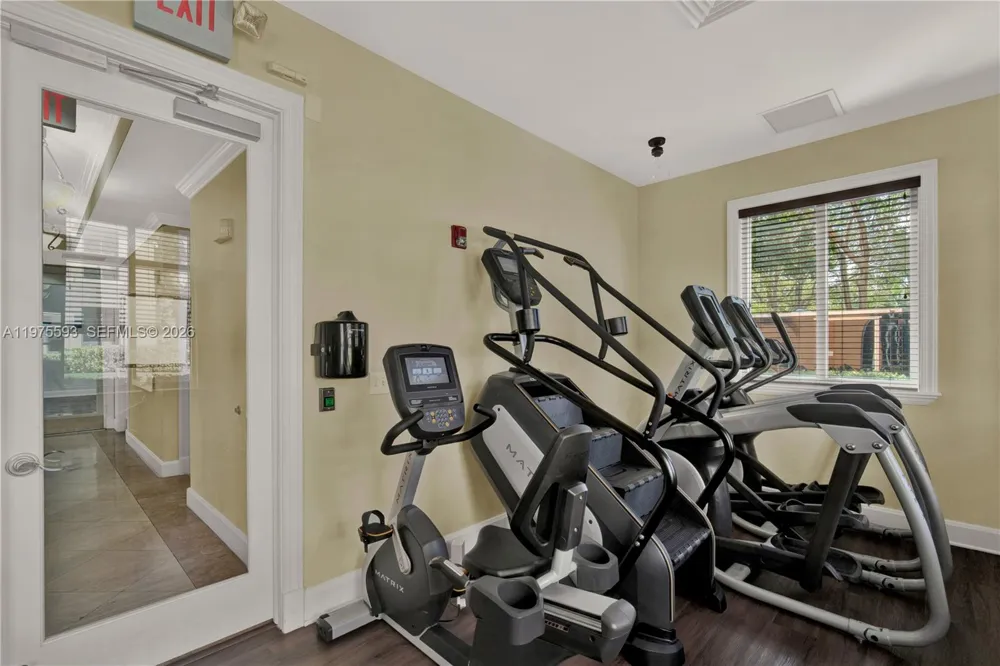 3340 NE 190th St #1108 Aventura, FL 33180