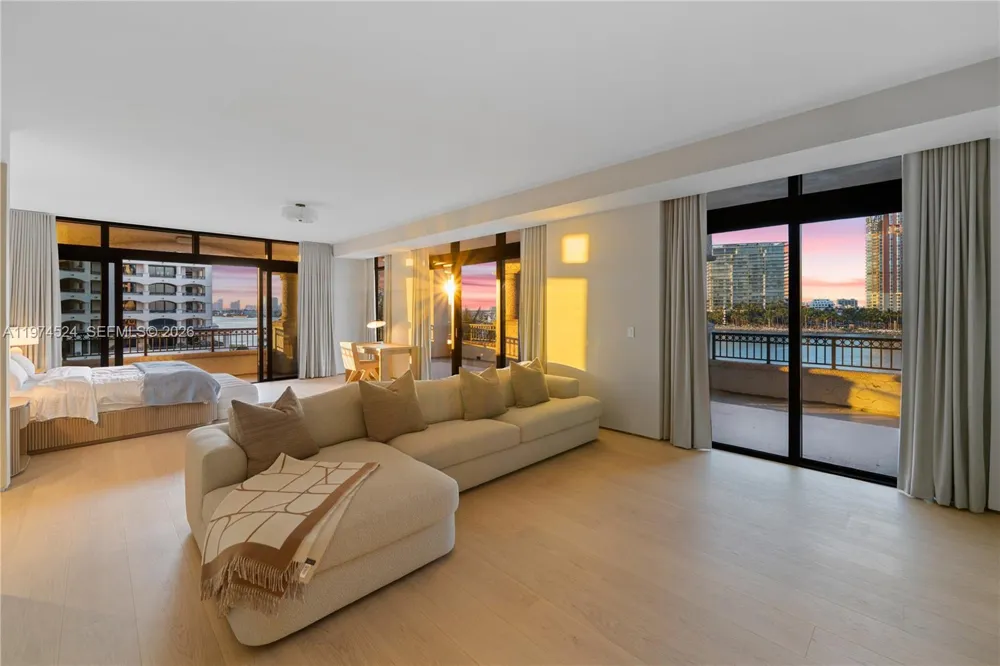 7043 Fisher Island Dr #7043 Miami Beach, FL 33109