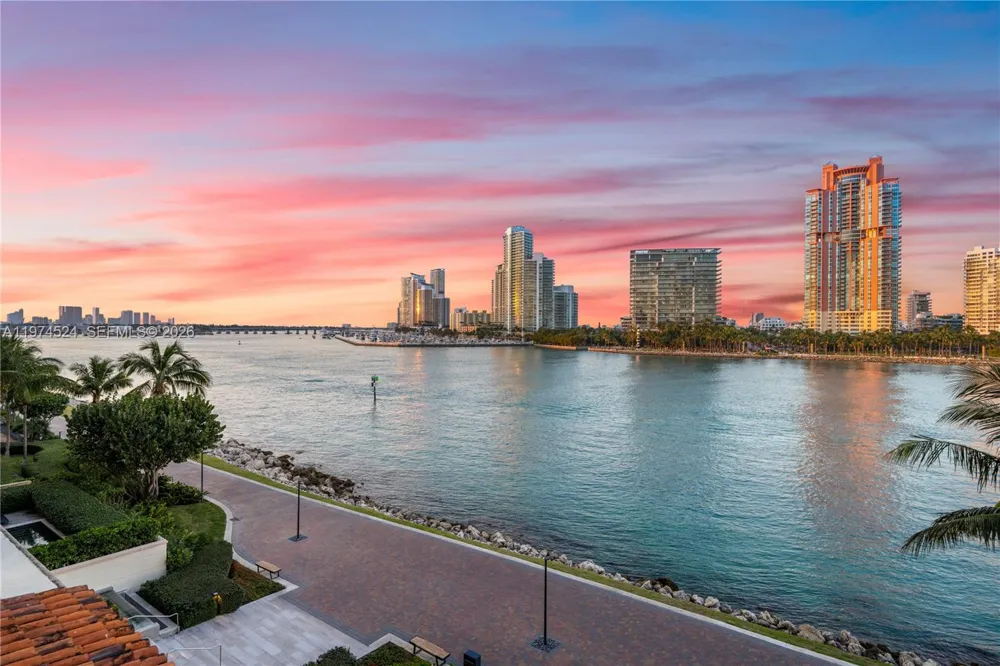 7043 Fisher Island Dr #7043 Miami Beach, FL 33109