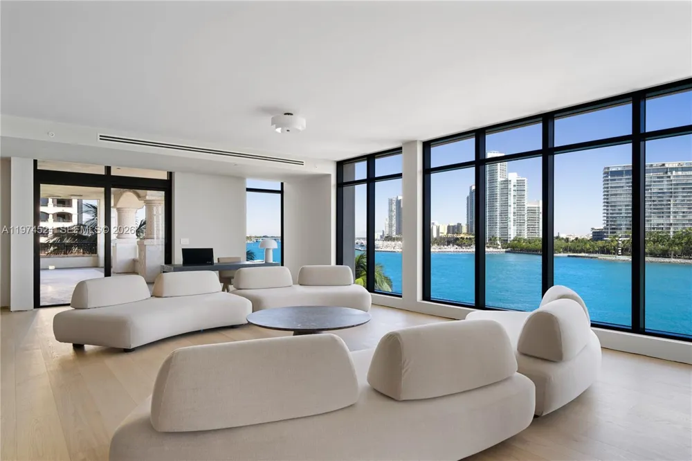 7043 Fisher Island Dr #7043 Miami Beach, FL 33109