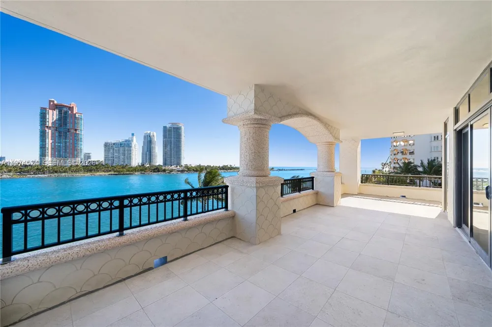 7043 Fisher Island Dr #7043 Miami Beach, FL 33109
