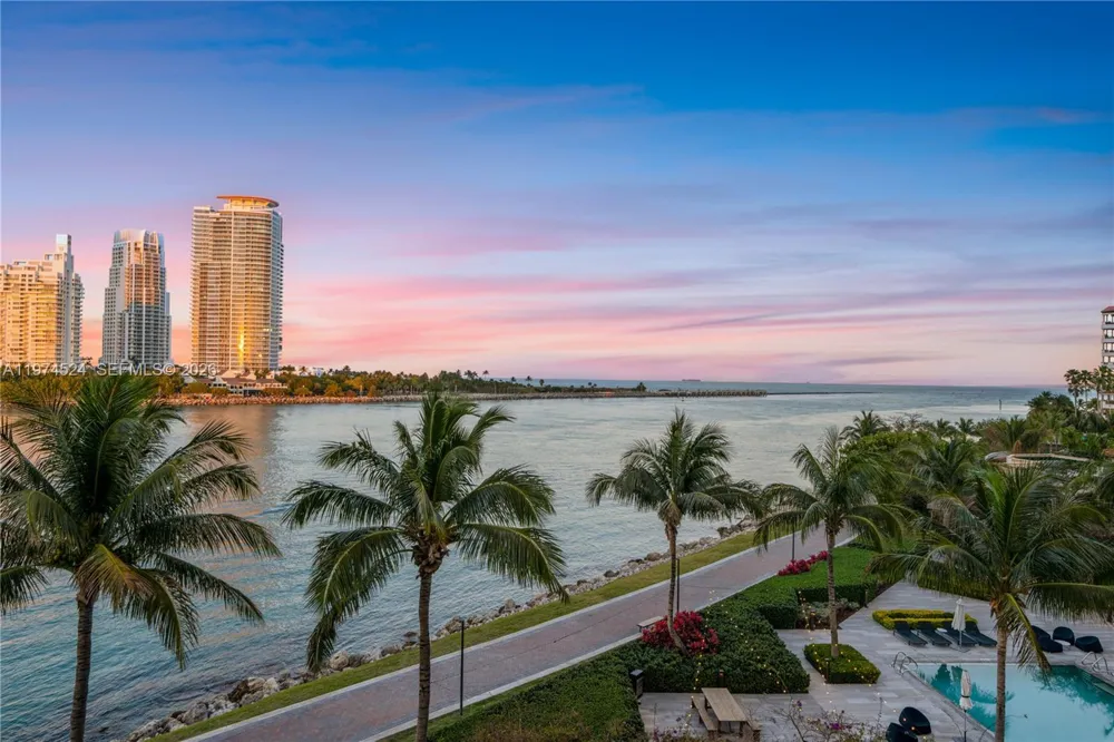 7043 Fisher Island Dr #7043 Miami Beach, FL 33109