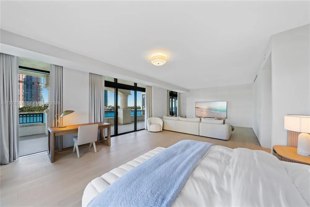 7043 Fisher Island Dr #7043 Miami Beach, FL 33109