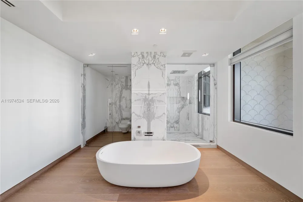 7043 Fisher Island Dr #7043 Miami Beach, FL 33109