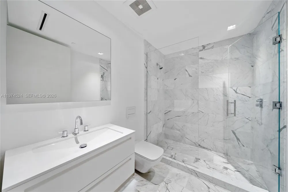 7043 Fisher Island Dr #7043 Miami Beach, FL 33109