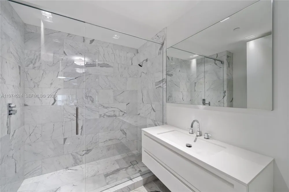 7043 Fisher Island Dr #7043 Miami Beach, FL 33109
