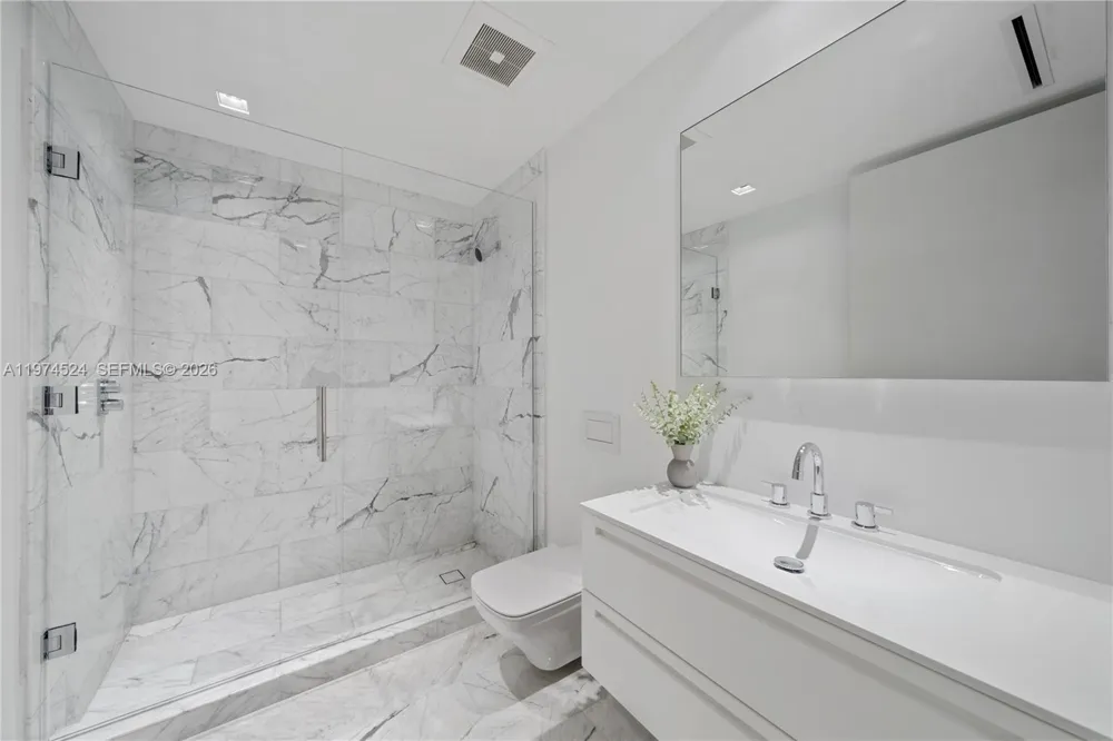 7043 Fisher Island Dr #7043 Miami Beach, FL 33109