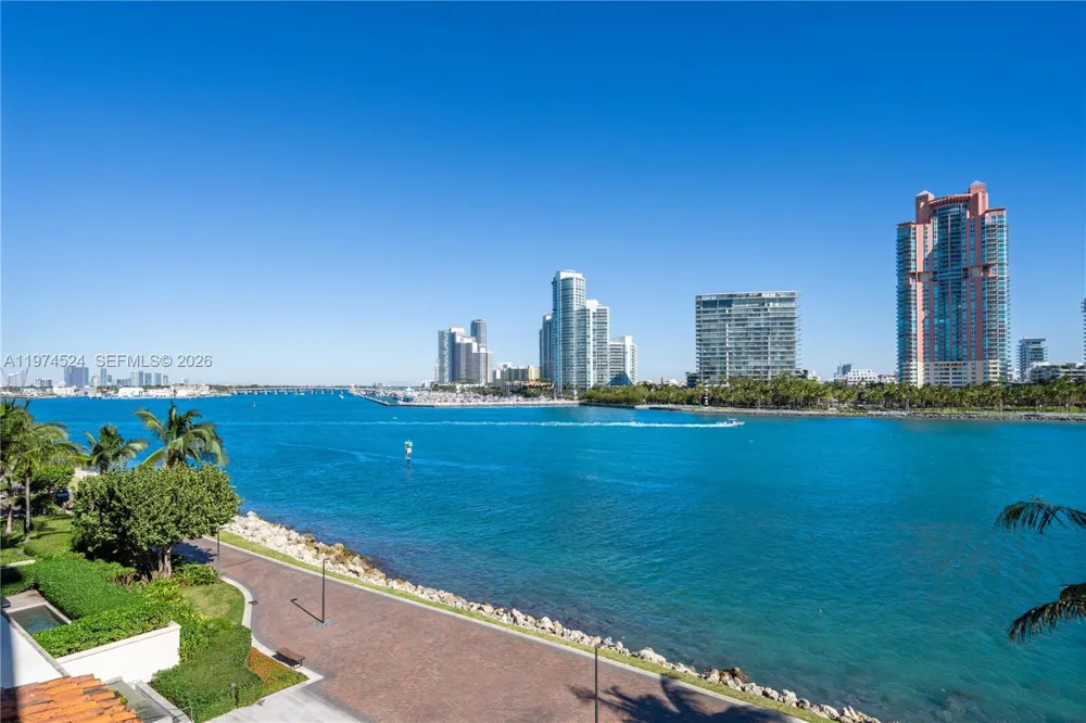 7043 Fisher Island Dr #7043 Miami Beach, FL 33109