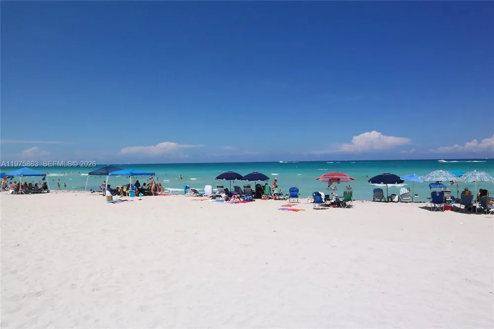 5161 Collins Ave #1012 Miami Beach, FL 33140