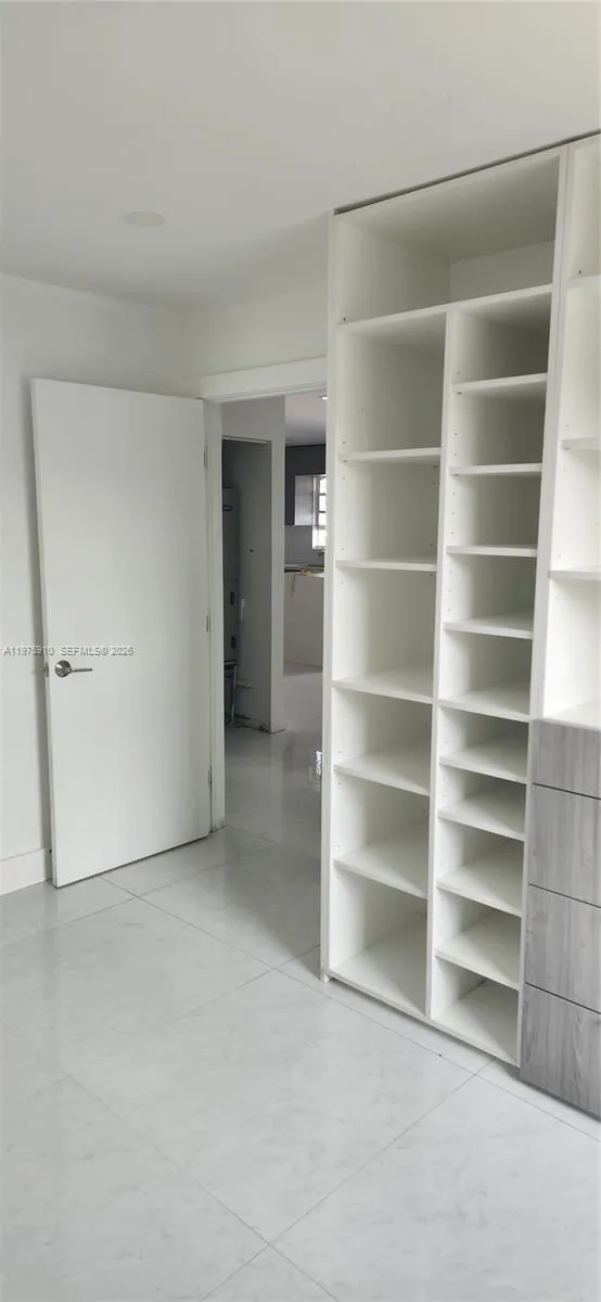 150 NW 17th Ct Miami, FL 33125