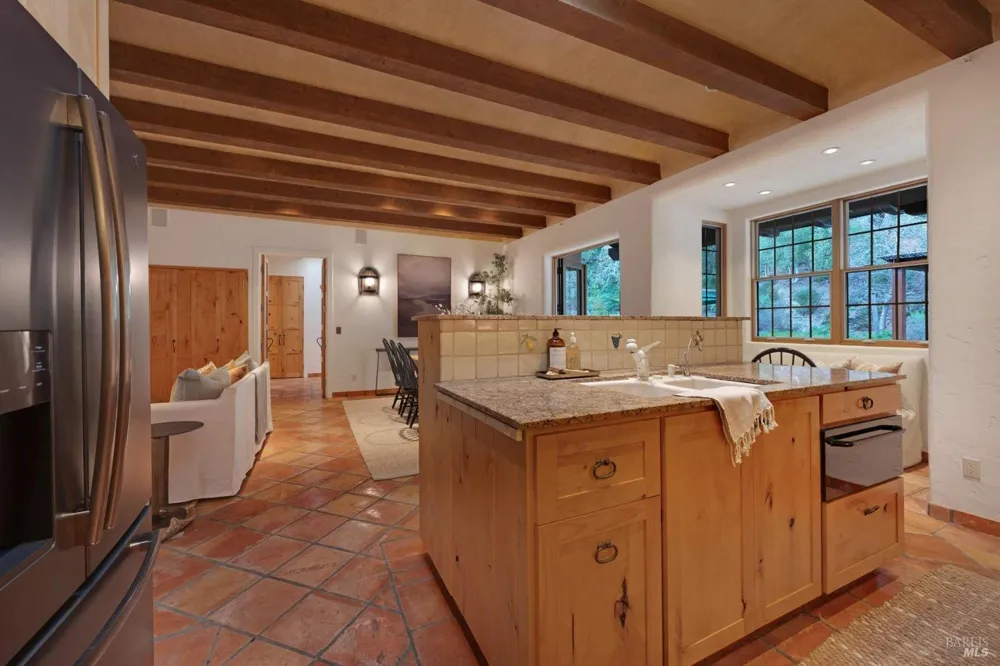 77 Oso Trail Glen Ellen, CA 95442
