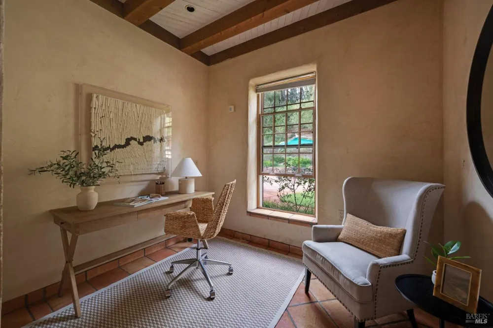 77 Oso Trail Glen Ellen, CA 95442