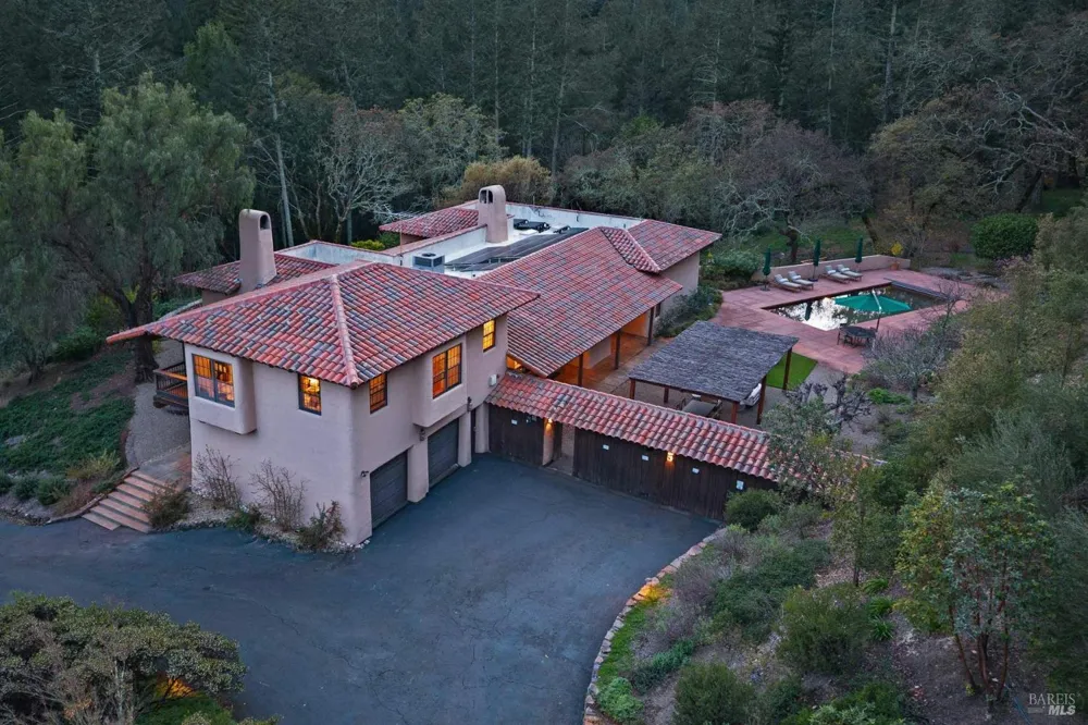 77 Oso Trail Glen Ellen, CA 95442