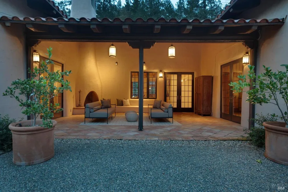 77 Oso Trail Glen Ellen, CA 95442