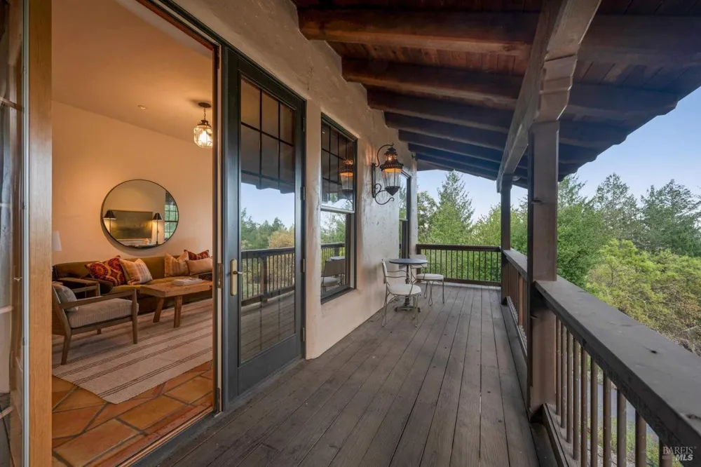 77 Oso Trail Glen Ellen, CA 95442