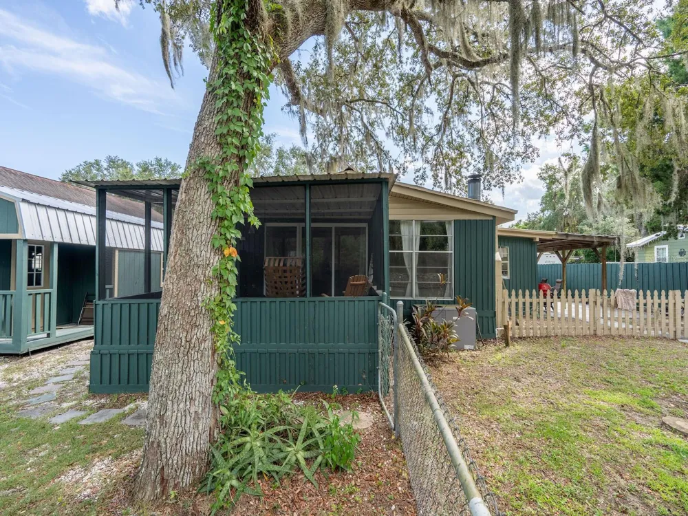 24855 NE 135 STREET Salt Springs, FL 32134