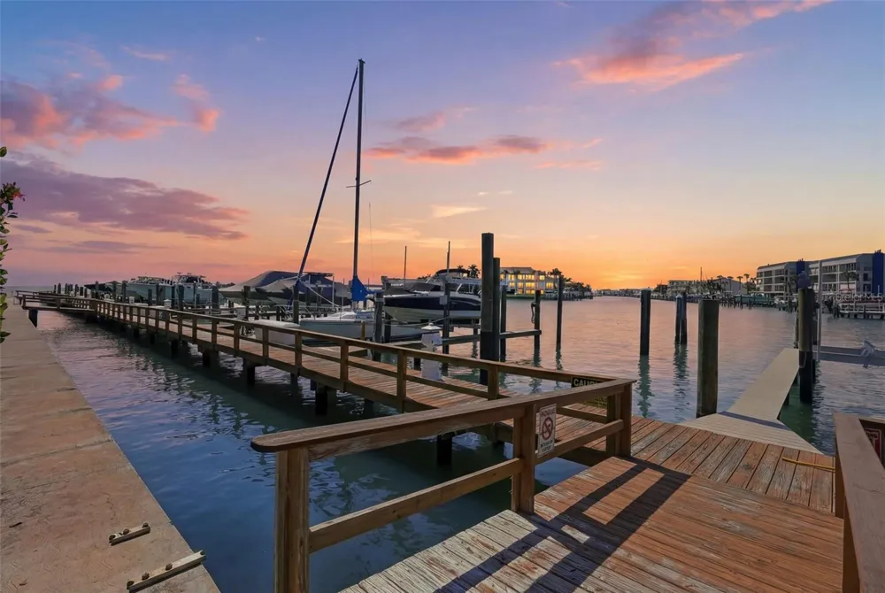 128 1ST STREET E. #102 Tierra Verde, FL 33715