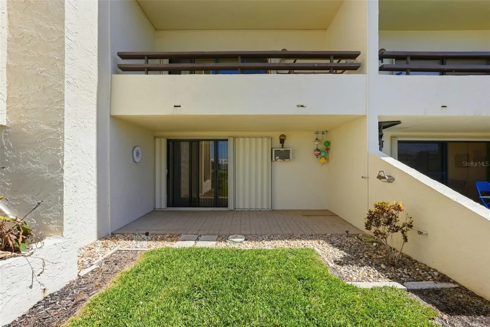 128 1ST STREET E. #102 Tierra Verde, FL 33715