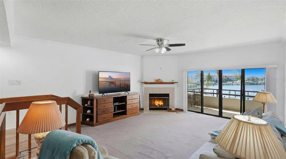 128 1ST STREET E. #102 Tierra Verde, FL 33715
