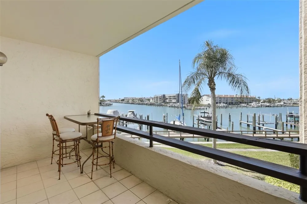128 1ST STREET E. #102 Tierra Verde, FL 33715