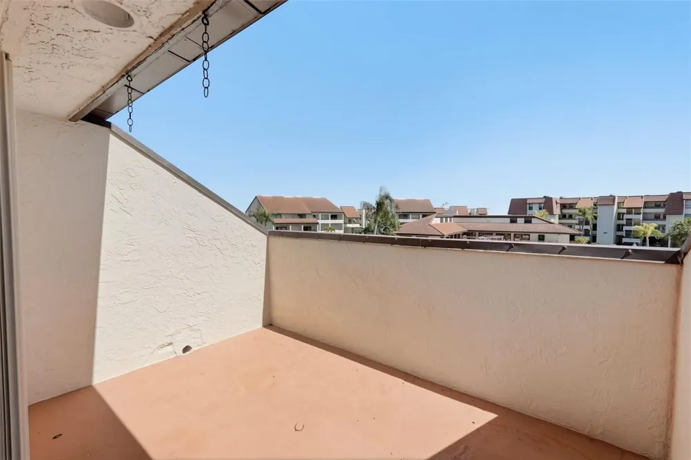128 1ST STREET E. #102 Tierra Verde, FL 33715