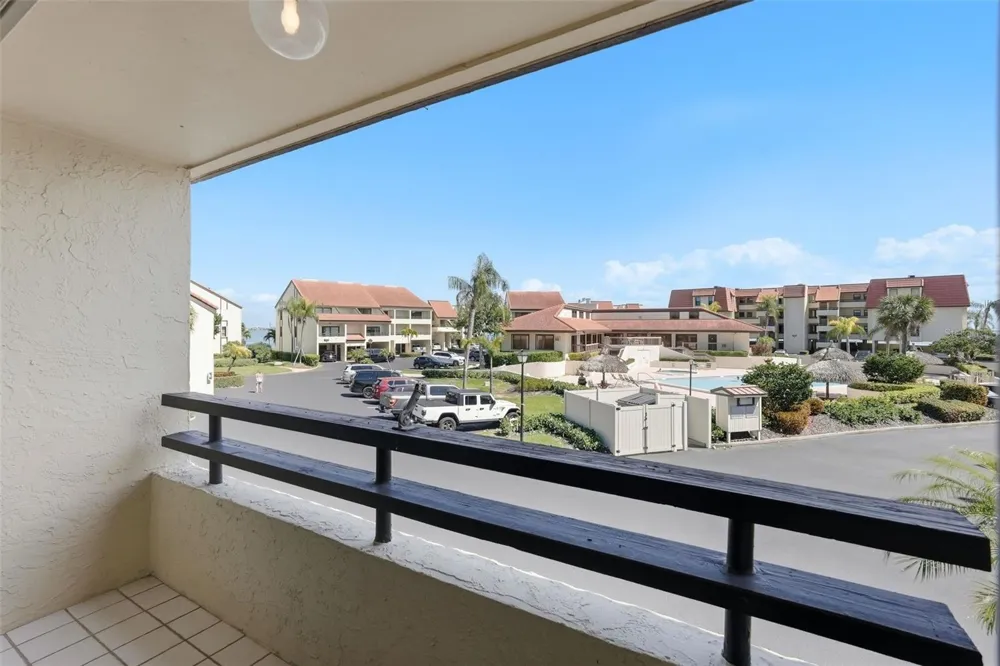 128 1ST STREET E. #102 Tierra Verde, FL 33715