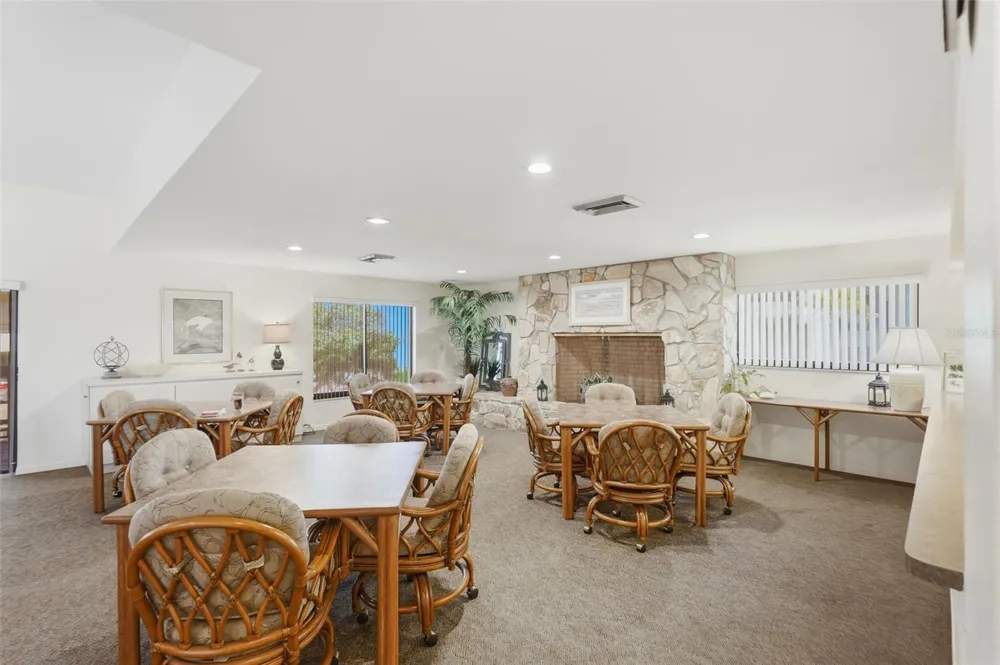 128 1ST STREET E. #102 Tierra Verde, FL 33715