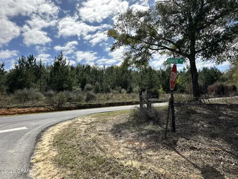 6409 Davis Road River Road