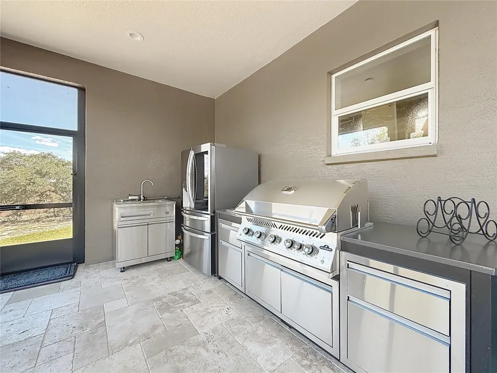 5061 W OAKHILL STREET Dunnellon, FL 34433