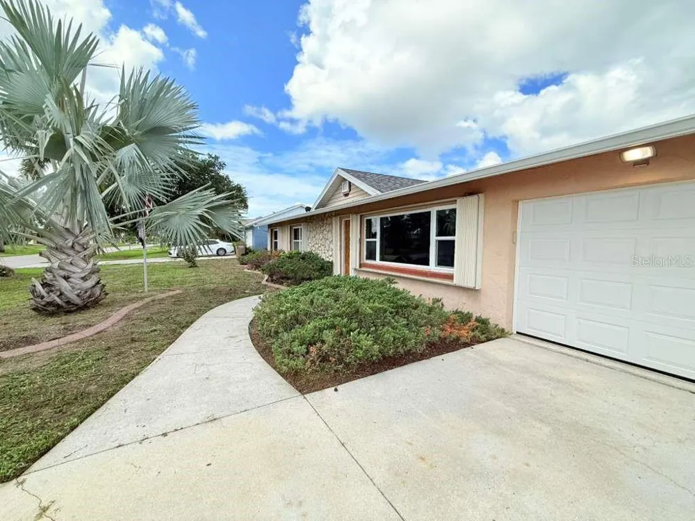 4418 SW 1ST AVENUE Cape Coral, FL 33914