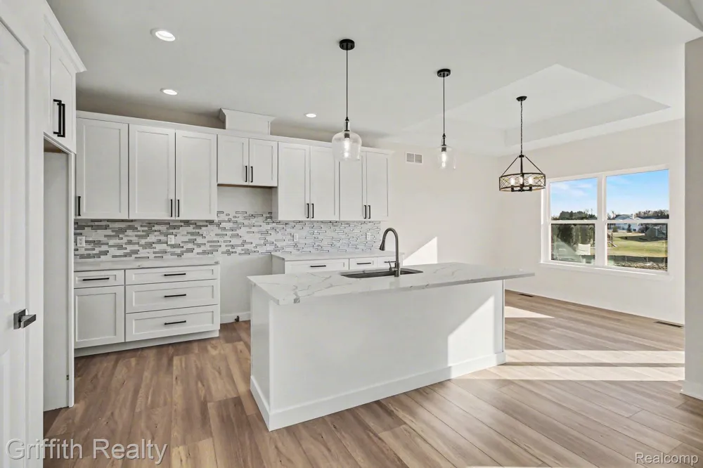2878 Clivedon Road Marion Township, MI 48843