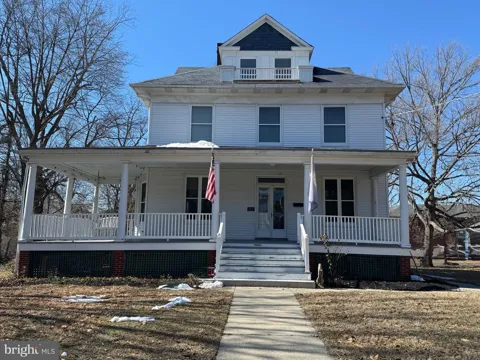 112 S 5TH AVENUE