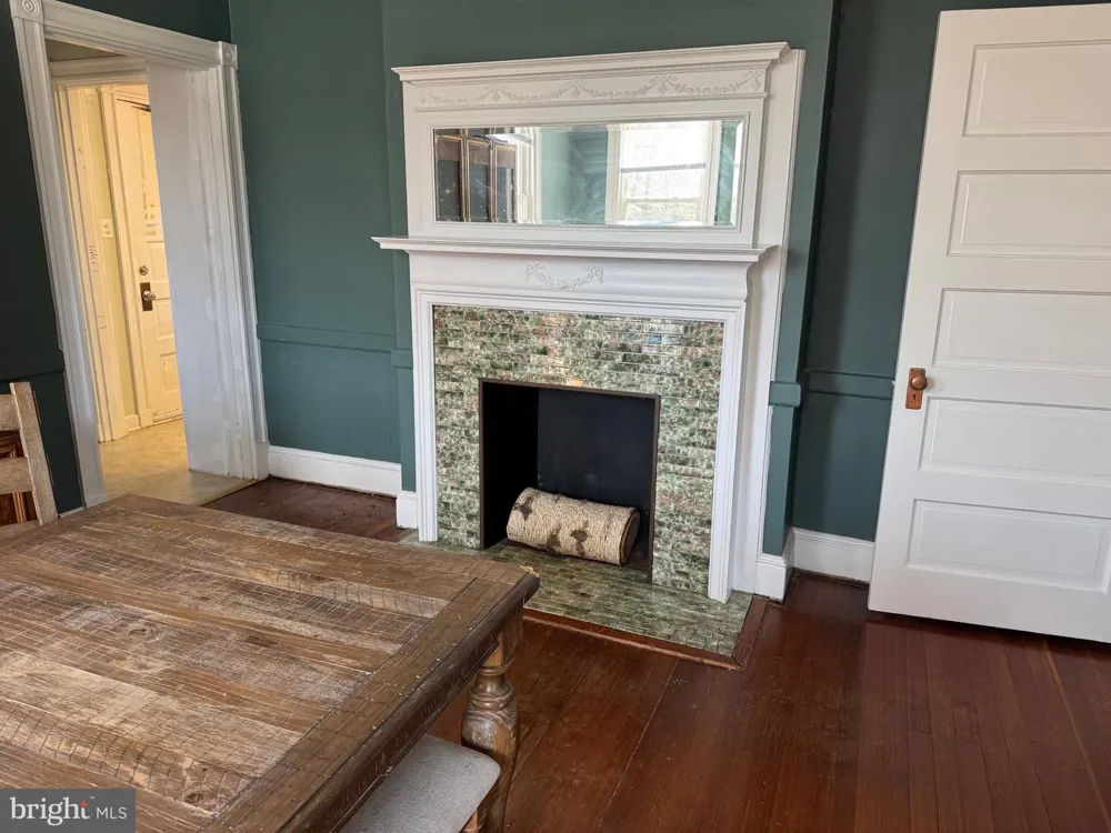 112 S 5TH AVENUE Denton, MD 21629