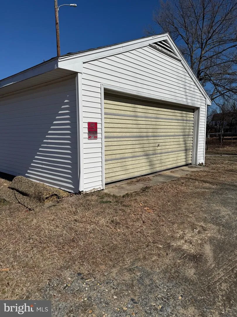 112 S 5TH AVENUE Denton, MD 21629
